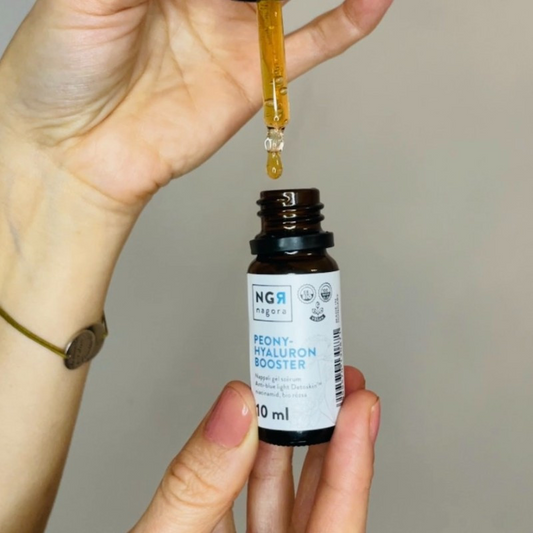 Peony-hyaluron booster szérum - Anti-blue light Detoskin™ 30ml